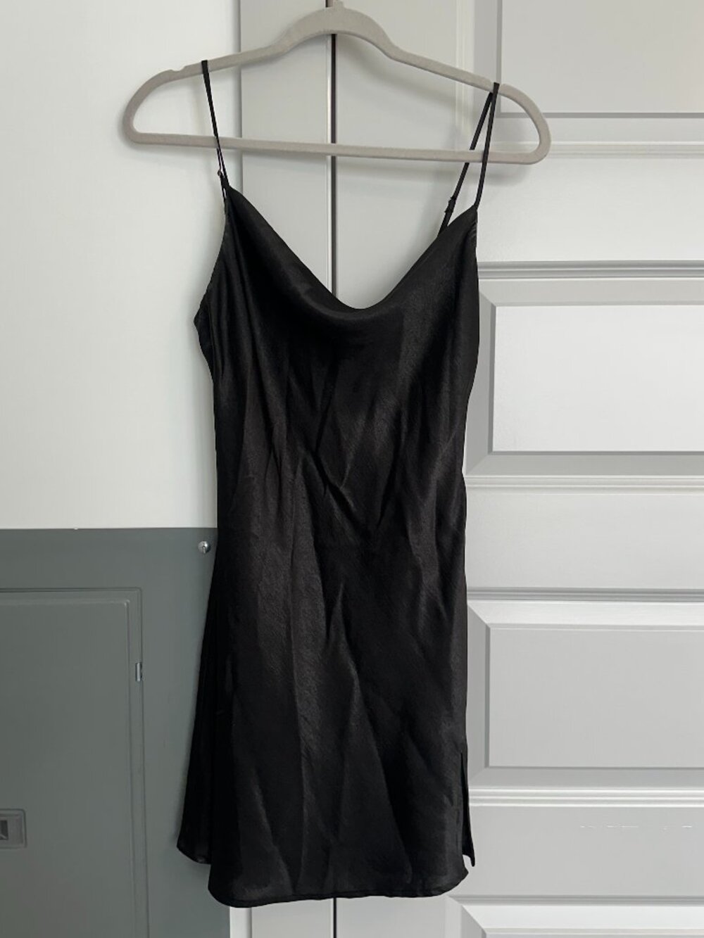 Nikkis Beach House Black Satin Dress Size M